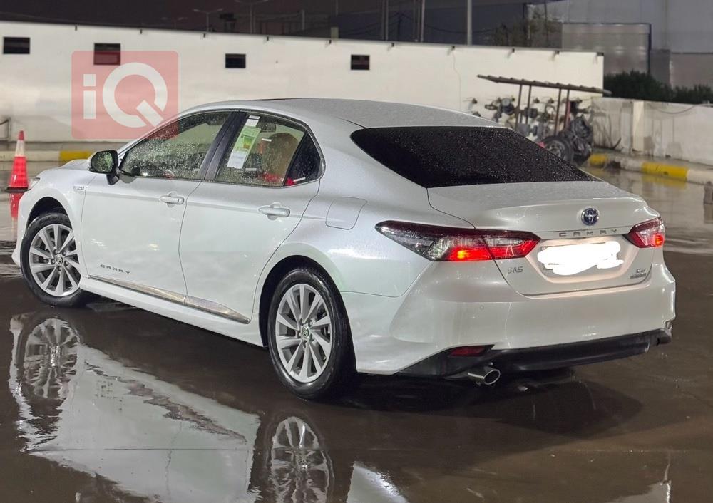 تۆیۆتا کامری